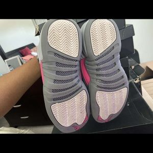 Jordan 12 grade school